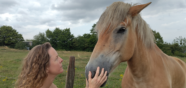 Gaëlle, la vie simple et sauvage et la communication animale